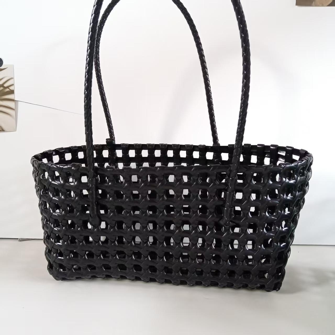 Handbag Weaving Hollow Vegetable Basket Bag PVC Commuter Tote Straw Bag