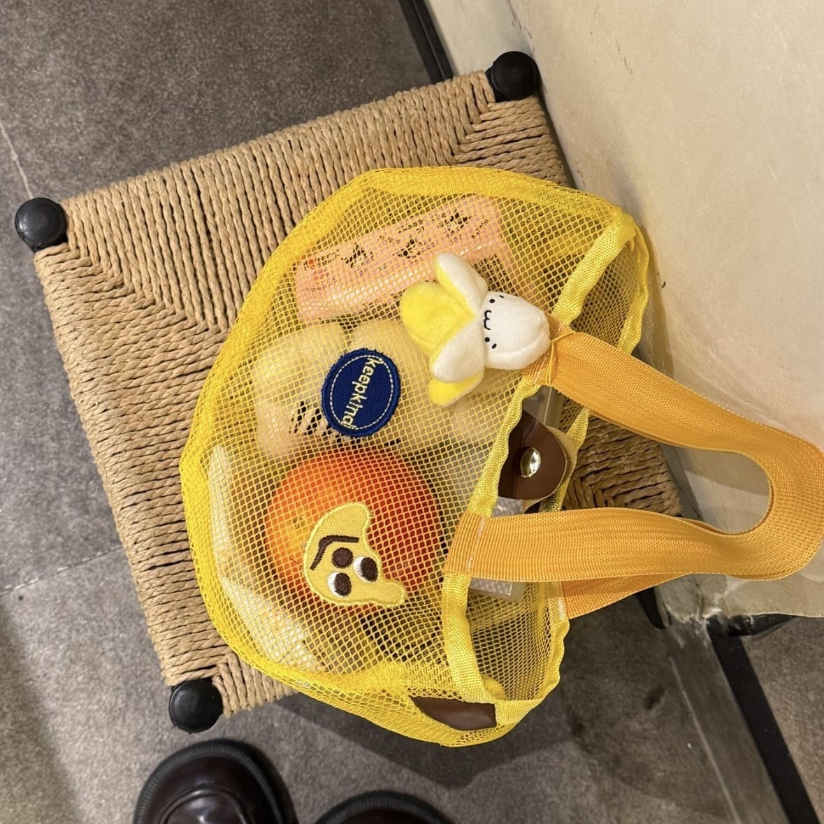 Cute Mesh Tote Bag with Embroidered Fruit Design, Perfect for Summer Beach and Daily Use