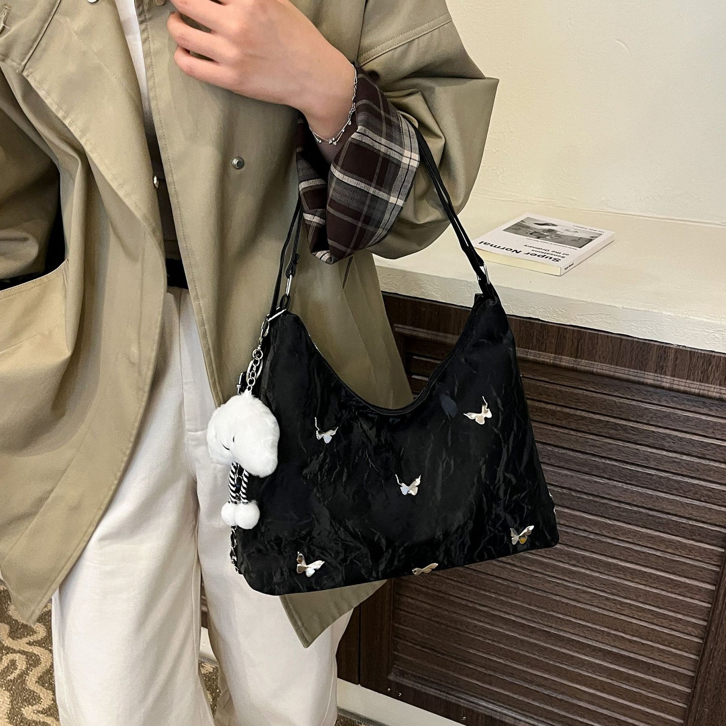 Large Capacity Women's Backpack New Multi-Functional Commuter Shoulders and One Shoulder Crossbody Bag