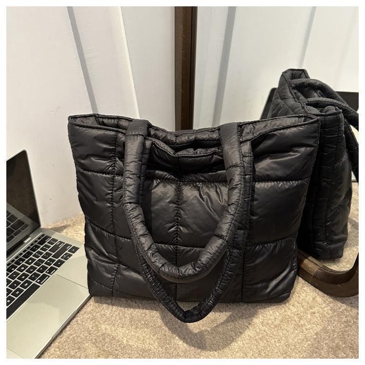 Fashionable Rhombus New Large Capacity Korean Style Solid Color down Cotton Casual Embroidery Thread Western Style Shoulder Handbag
