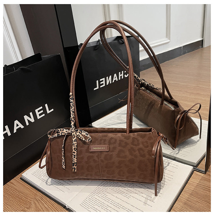 Vintage Leopard Print Shoulder Bag for Women 2025 New Fashion Large Capacity Crossbody Bag with Hello Kitty Embroidery