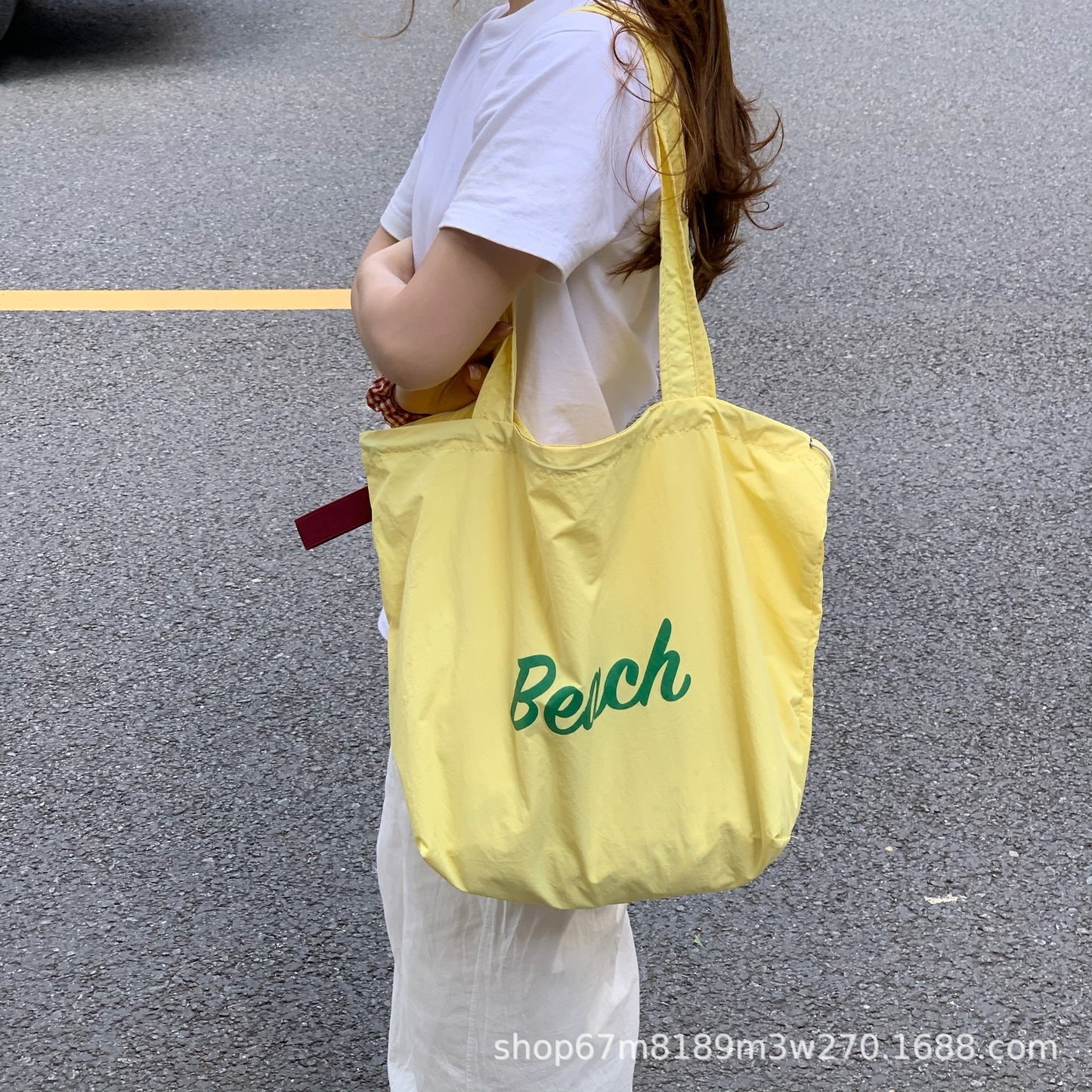 2025 Spring New Fashion Large Capacity Shoulder Tote Bag for Women, Simple Commute Student Style with Beach Print and Drawstring Design