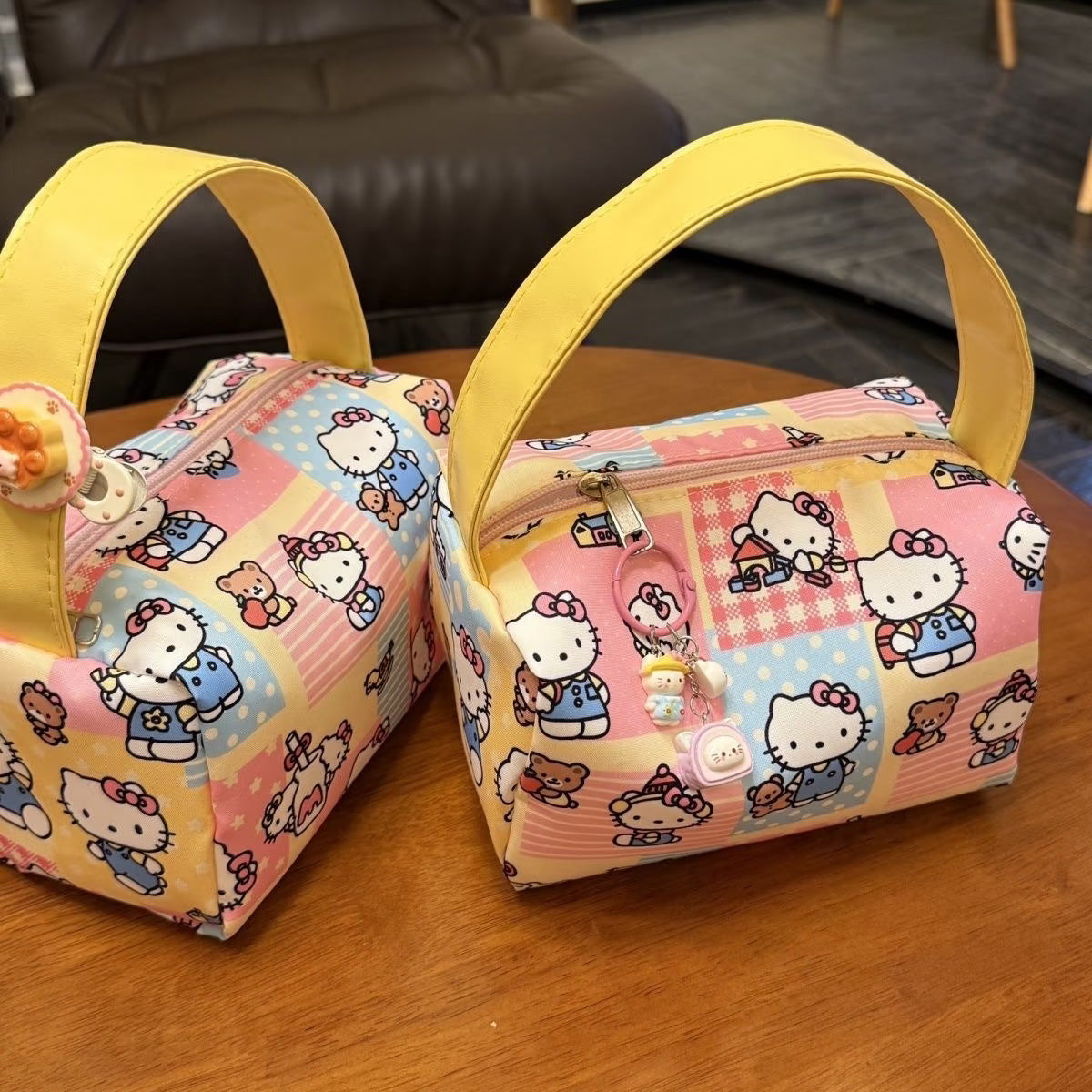 Cartoon Printing Large Capacity Women's Portable Cosmetic Bag Zipper Closed Design Daily Portable Storage Wash Bag