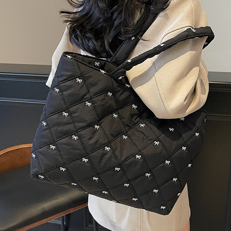 Commuter Tote Women's Idle Style New Single Shoulder Messenger Bag Casual Cotton Jacket Bag Underarm Bag