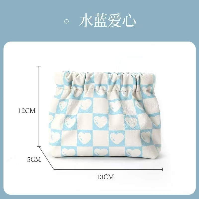 Elastic Printed Portable Storage Bag with Automatic Closure, Waterproof and Durable for Makeup and Daily Essentials