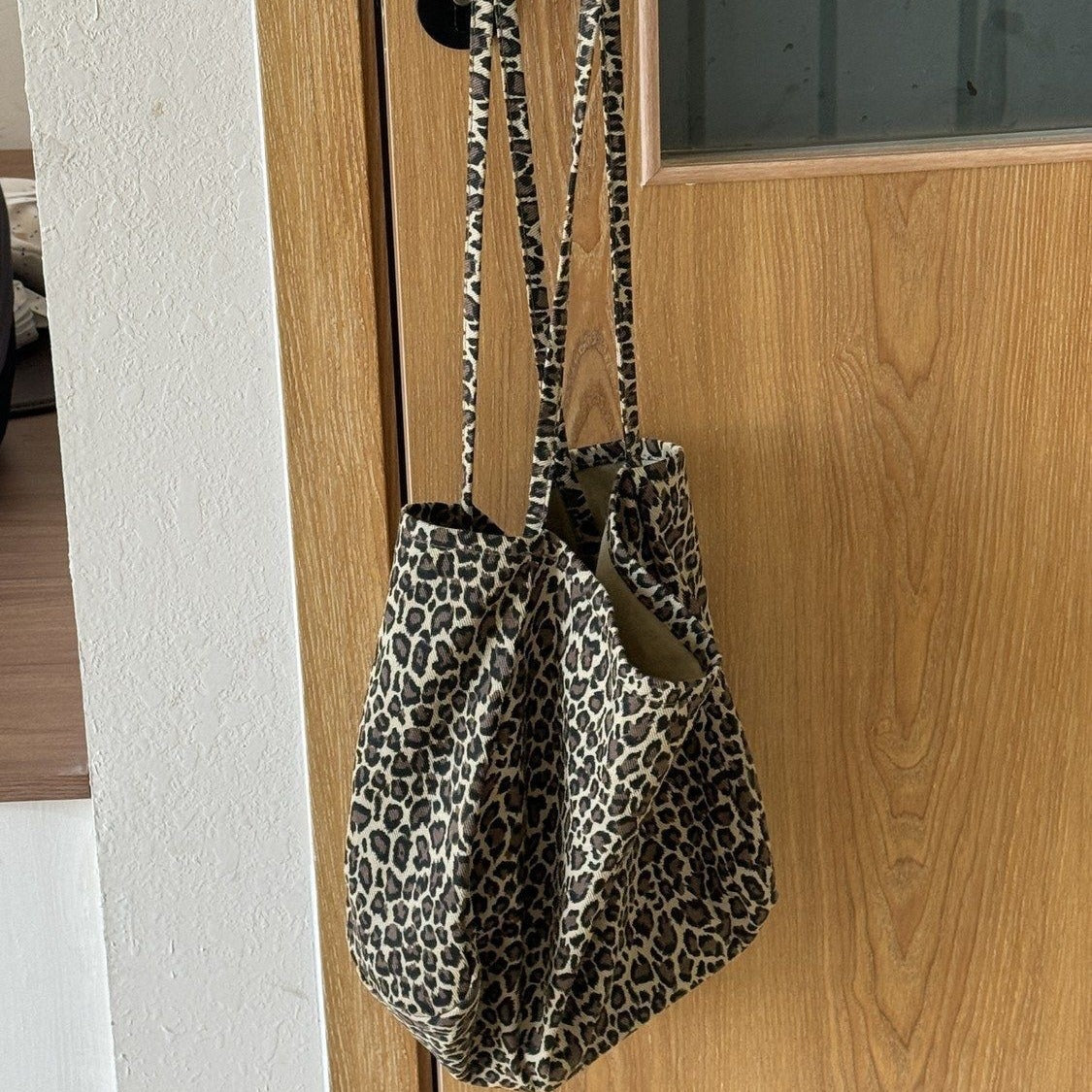 New Large Capacity Leopard Print Tote Bag Women's All-Match Daily Practical Lazy Street Style Canvas Shoulder Bag
