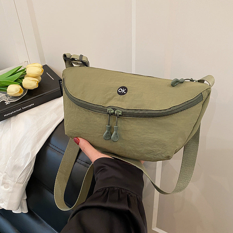 New Korean Style Casual Messenger Bag Zipper Design with Mobile Phone Bag Soft Fabric Everyday Joker Dumpling Making