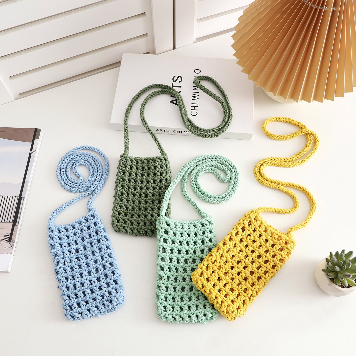 Handmade Crochet Crossbody Phone Bag with Hollow Design for Casual Everyday Use