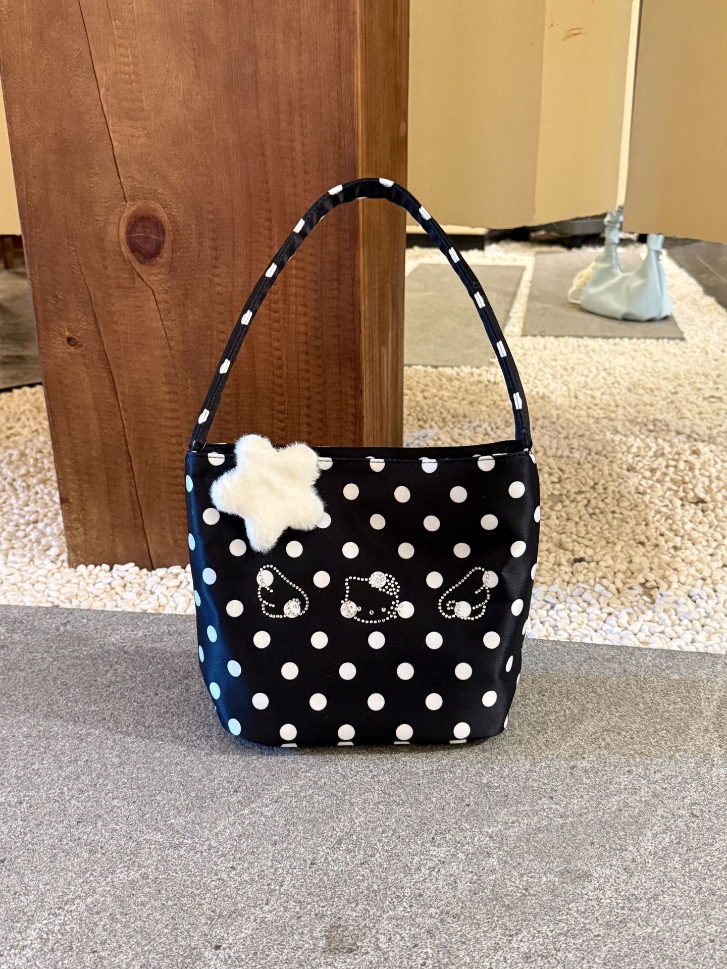 Cute Polka Dot Kitty Shoulder Bag with Rhinestone Details and Fluffy Charm for Daily Fashion