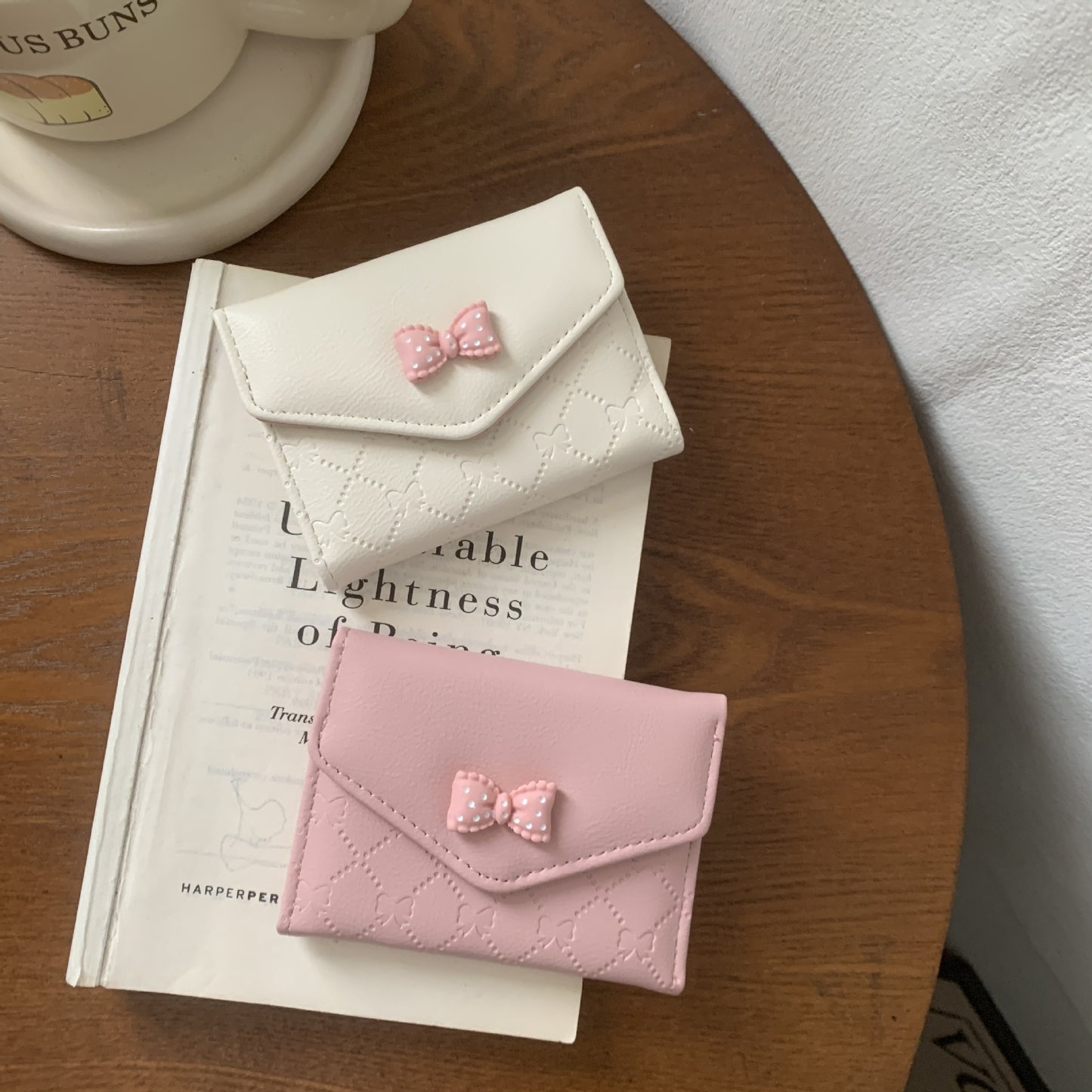 Elegant Mini Wallet for Women with Bow Design, Ins Style Card Holder, Three-Fold PU Leather Purse with Anti-Theft Function
