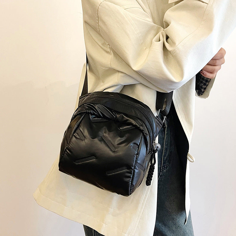 New Cotton Coat Bag for Women Cute Fashionable Shoulder Bag Casual All-Match Messenger Bag Lightweight Waterproof Nylon Cloth Bag
