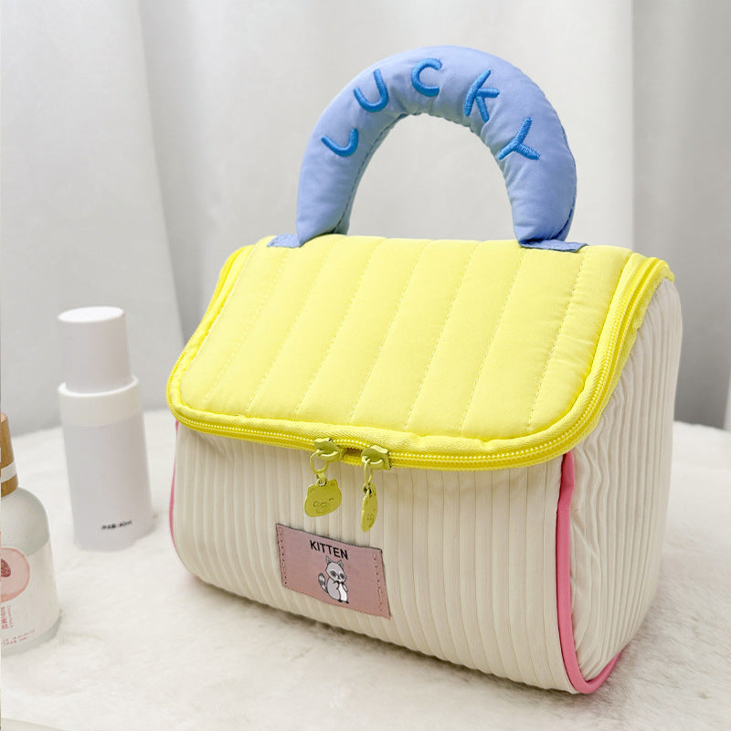 Cute Cottage Cosmetic Bag Girl Large Capacity Skincare Storage Bag Portable Portable Travel Toiletry Bag
