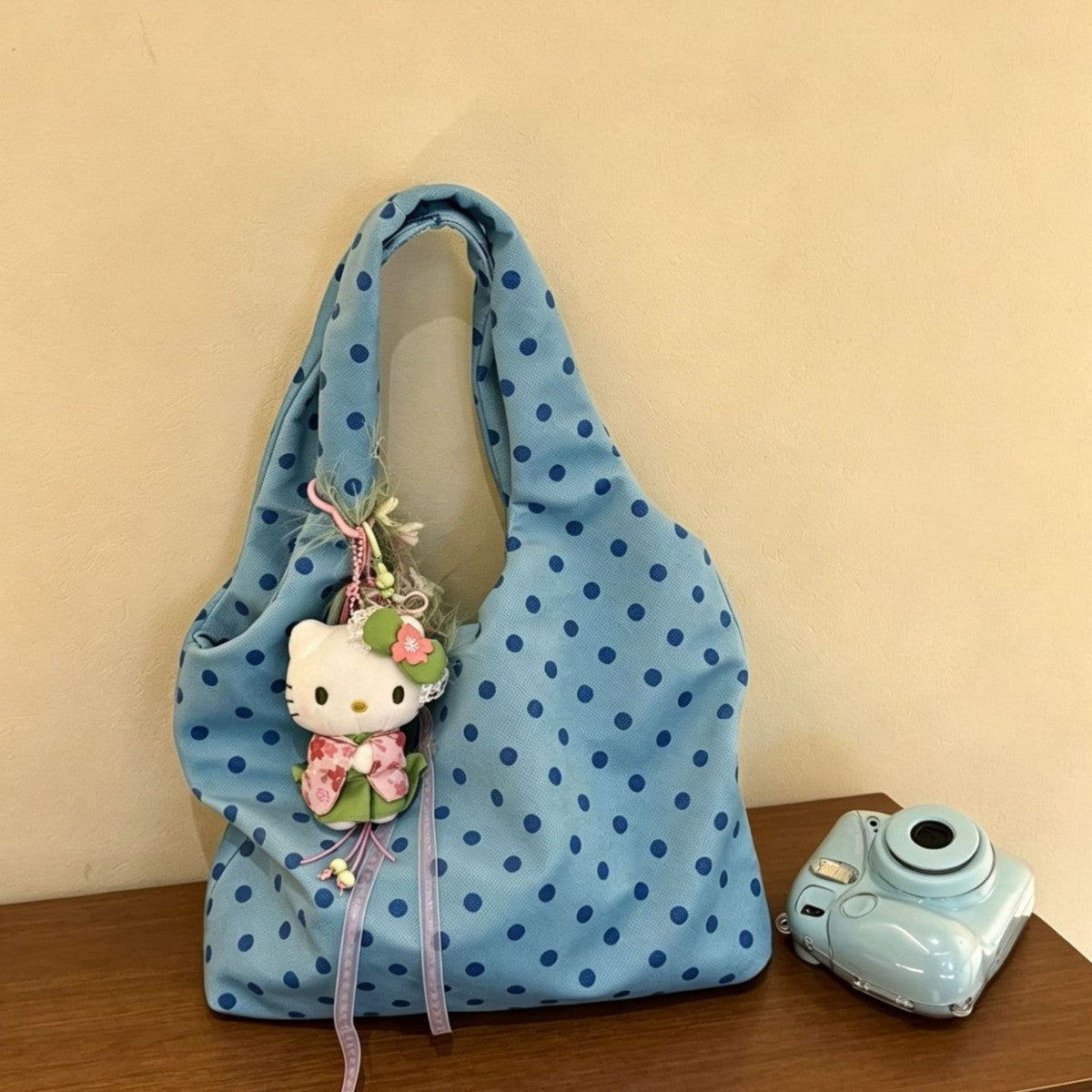 New Polka Dot Tote Bag Women's Large Capacity Commuter Shoulder Bag Fashion All-Match College Style Simple Design with Cute Pendant Daily Travel Essential