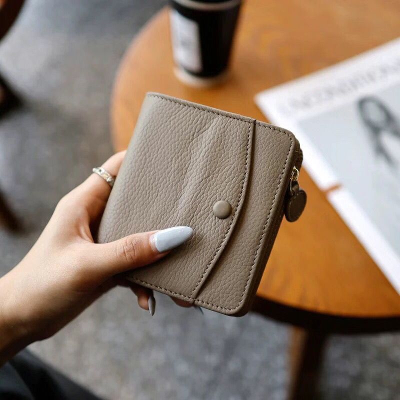 Compact Wallet for Women with Zipper Card Holder, Multi-Card Slots, ID & Cash Organizer, Urban Minimalist Design