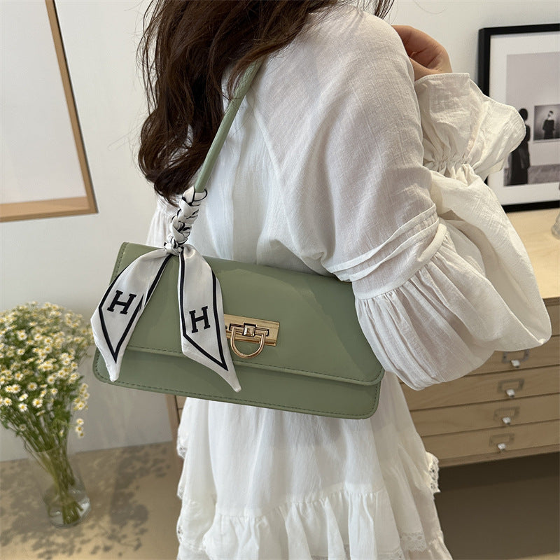 New Retro Fashion Small Square Bag Women's Shoulder Bag Elegant Silk Scarf Decoration Lock Design Everyday Joker