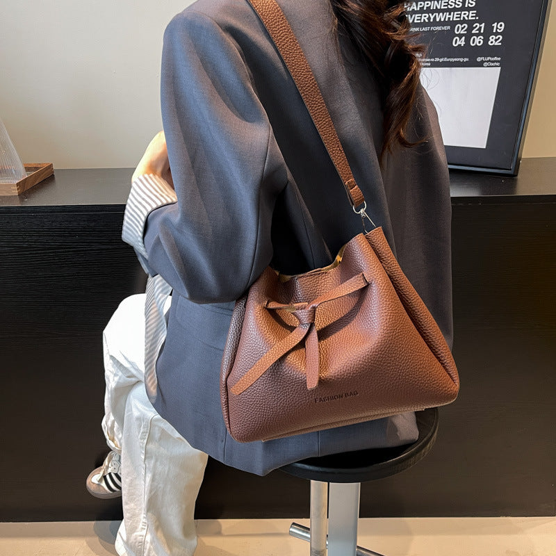 2025 Spring New Women's Fashion Bucket Bag with Bow Detail, Casual Street Style Shoulder Bag with Magnetic Closure and Inner Pockets