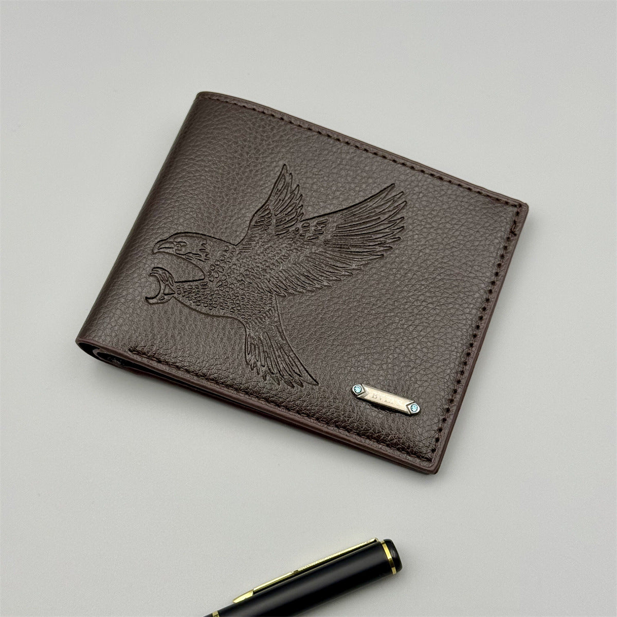 Elegant Eagle Embossed PU Leather Wallet for Men, Slim Bi-Fold Design with Breathable Interior and Stylish Animal Pattern