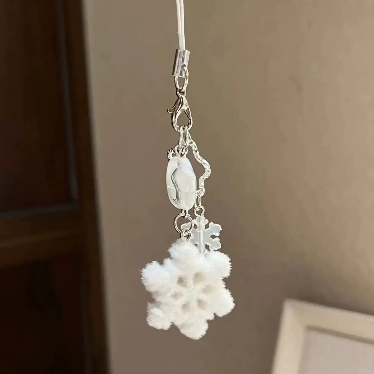 Jasmine maple leaf ginkgo wind chimes pendant phone case charm bag camera keychain lanyard