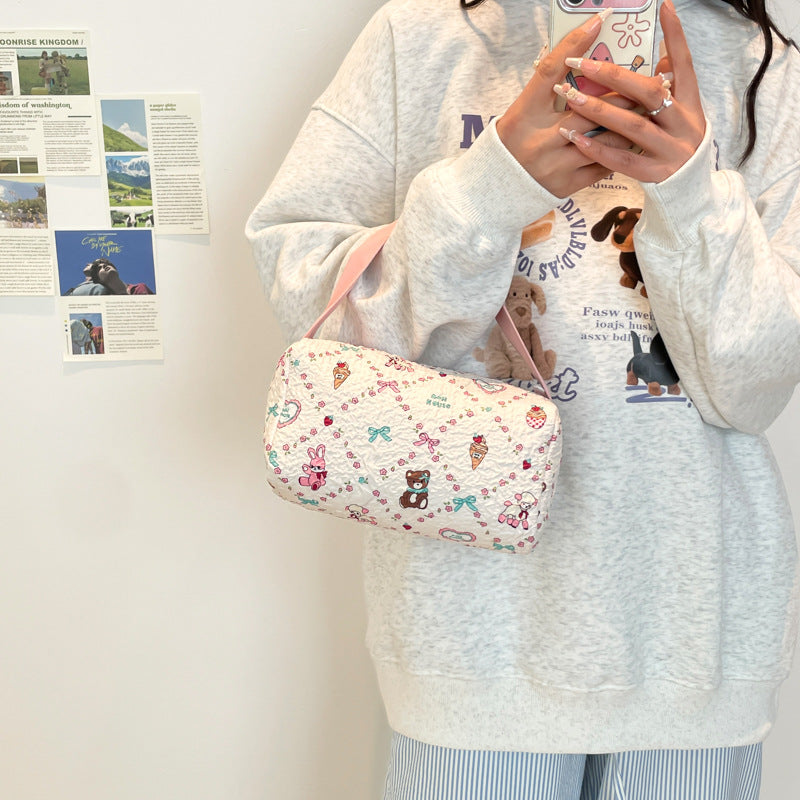 Cute Patchwork Bucket Bag for Women with Bear Pattern, Fashionable Quilted Design, Perfect for Daily Use and Commuting