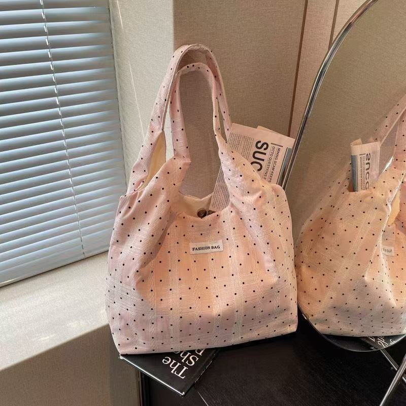 Women's Tote Canvas Tote Bag Women's Large Capacity Magnetic Buckle Shoulder Bag Urban Simple All-Match Daily Commuter Bag