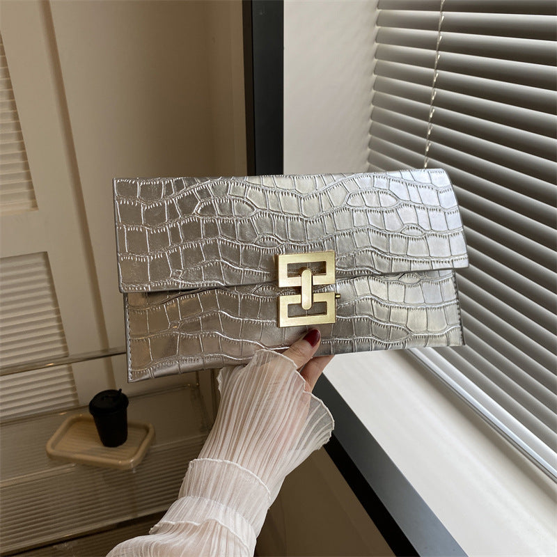 Elegant Crocodile Texture Clutch Bag for Women, Fashionable Envelope Design with Gold Buckle, Perfect for Daily Use and Casual Outings