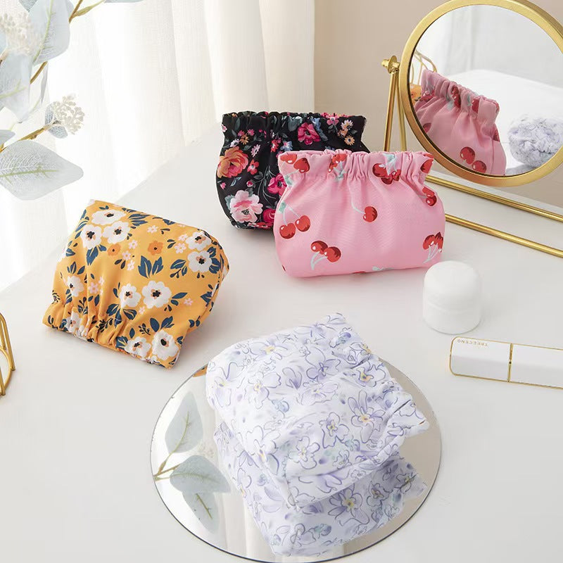 Elastic Printed Portable Storage Bag with Automatic Closure, Waterproof and Durable for Makeup and Daily Essentials