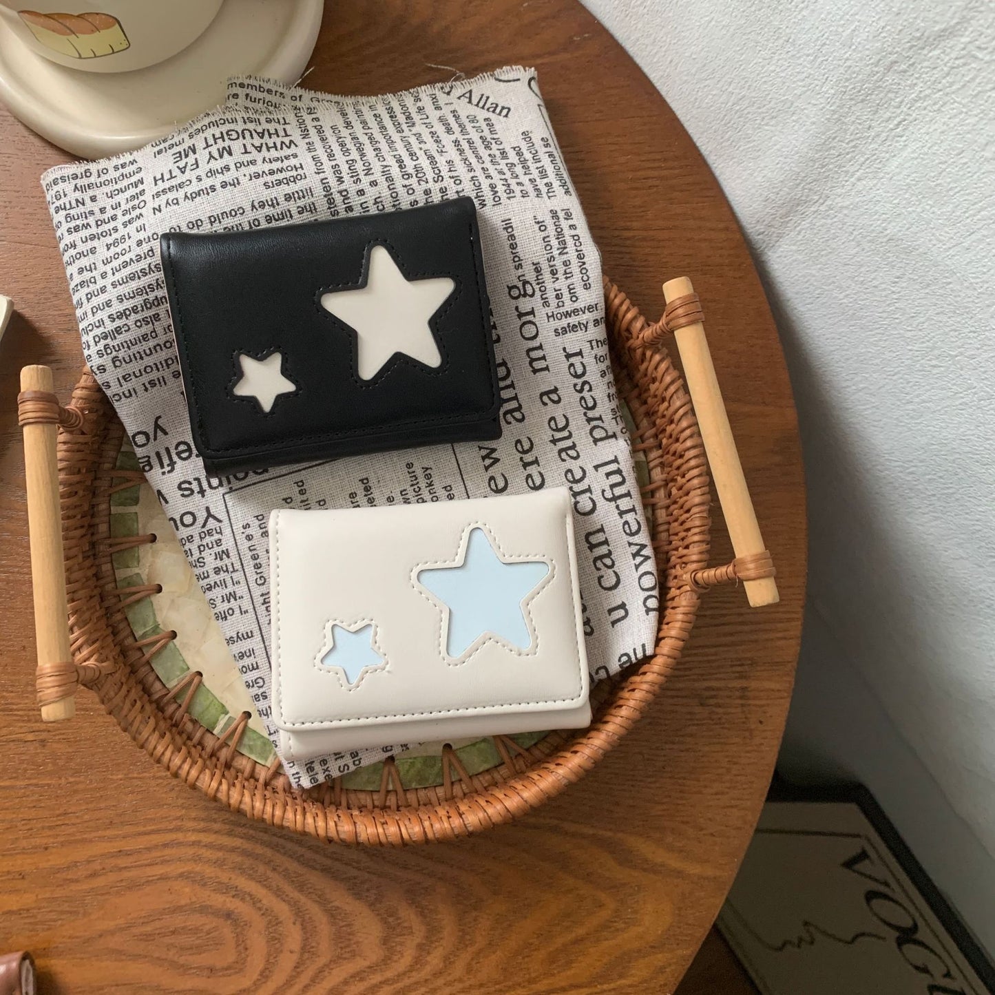 Cute Star Applique Trifold Wallet for Women, Soft PU Leather with Anti-Theft Feature, Minimalist and Sweet Design Perfect for Daily Use