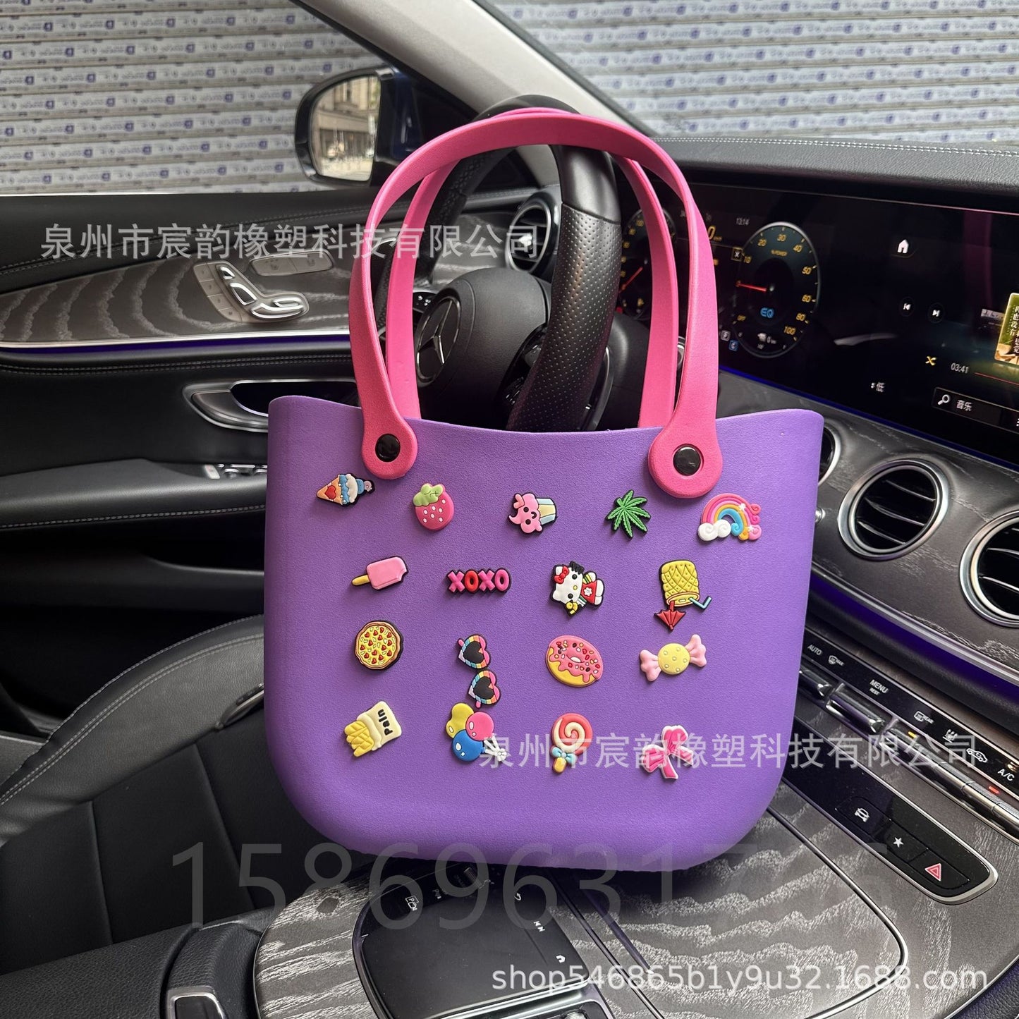 Cute Tote Cartoon Badge Women's Handbag Suitable for Beach Hole Rubber Basket