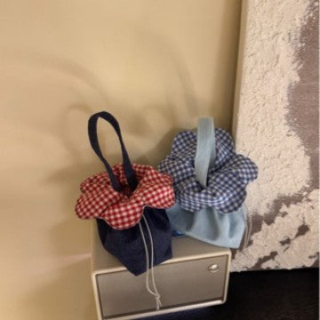 Cute Floral Drawstring Handbag with Checker Pattern, Soft Mini Bag for Daily Use and Fashionable Outings