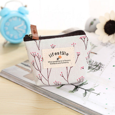 Cute Polar Bear Print Canvas Coin Purse for Women, Stylish Everyday Key and Card Holder with Zipper Closure