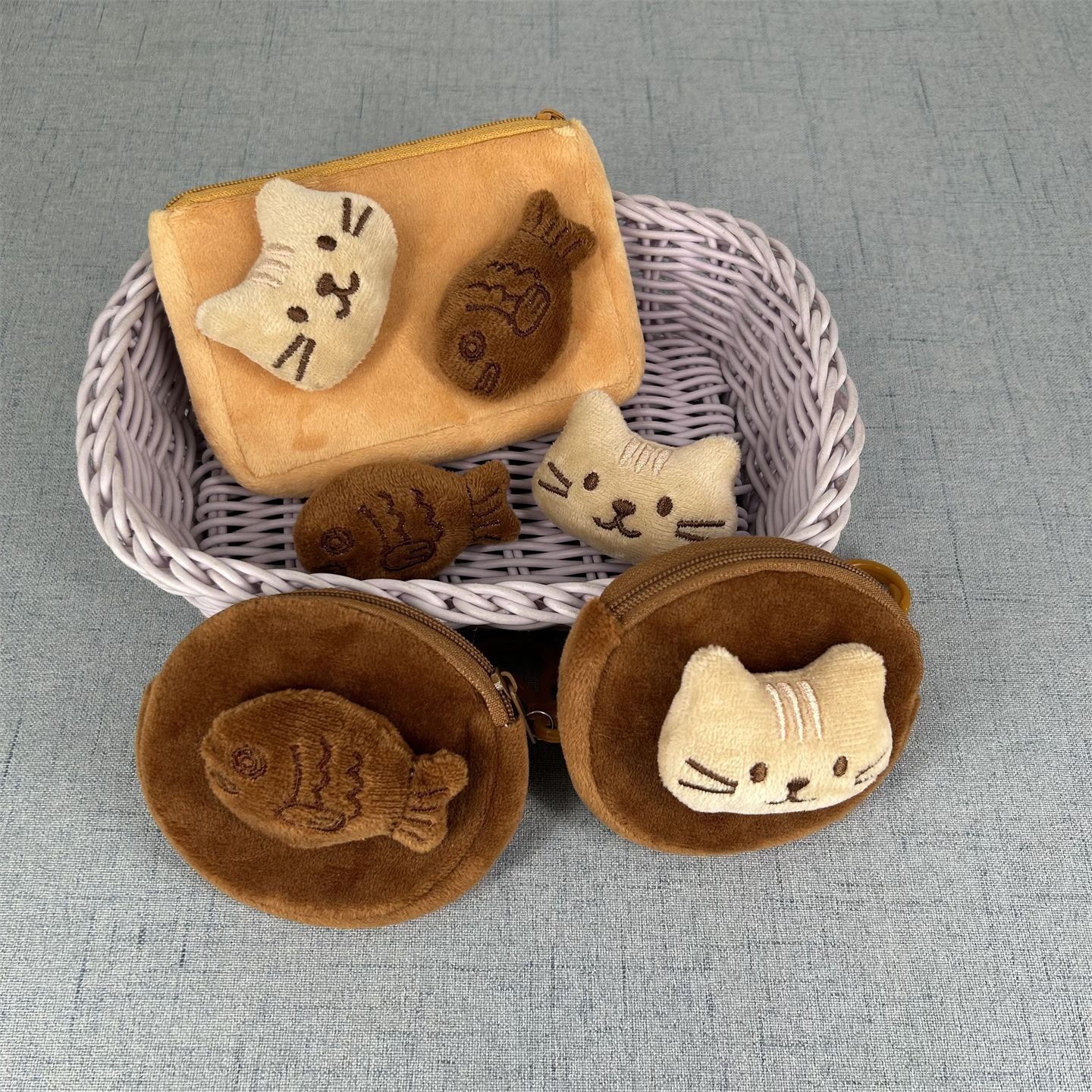 Women's Wallet Cute Plush Cat Coin Purse Set with Mirror and Keychain Suitable for Children's Daily Use and Fashion Match