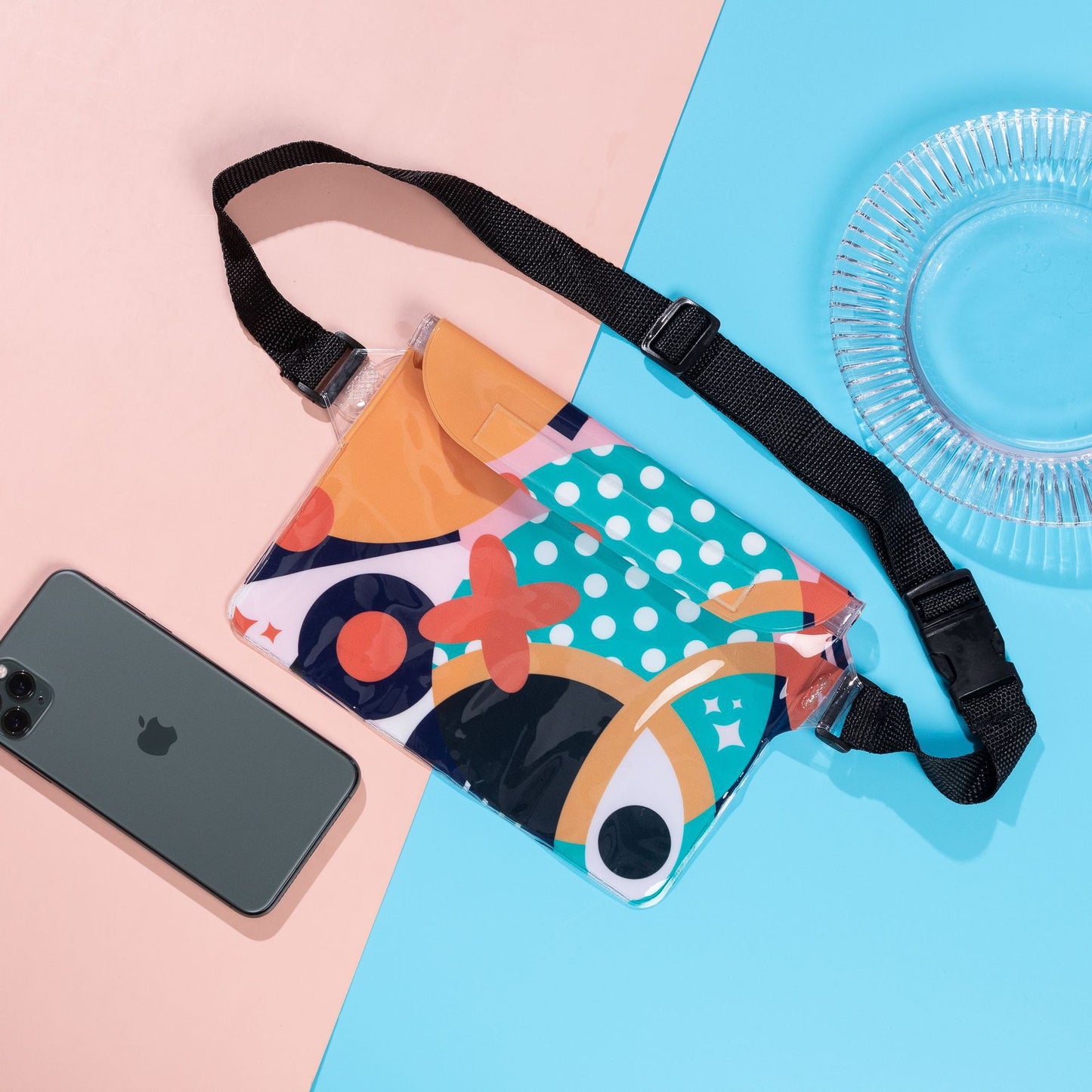 Three-Layer Sealed Transparent Mobile Phone Waterproof Bag Suitable for Swimming Mountaineering Beach Outdoor Sports