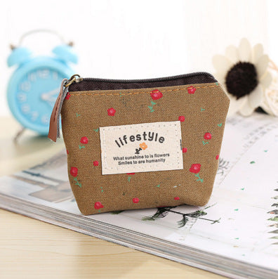Cute Polar Bear Print Canvas Coin Purse for Women, Stylish Everyday Key and Card Holder with Zipper Closure