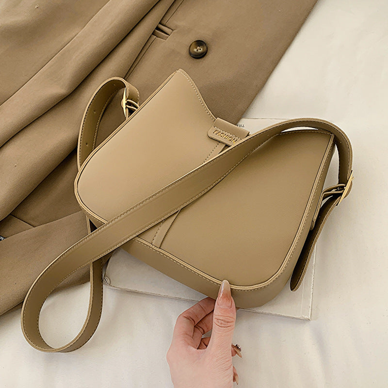 Chic Korean-Style Crossbody Bag with Soft PU Leather and Vintage Stitching Design for Daily Fashion