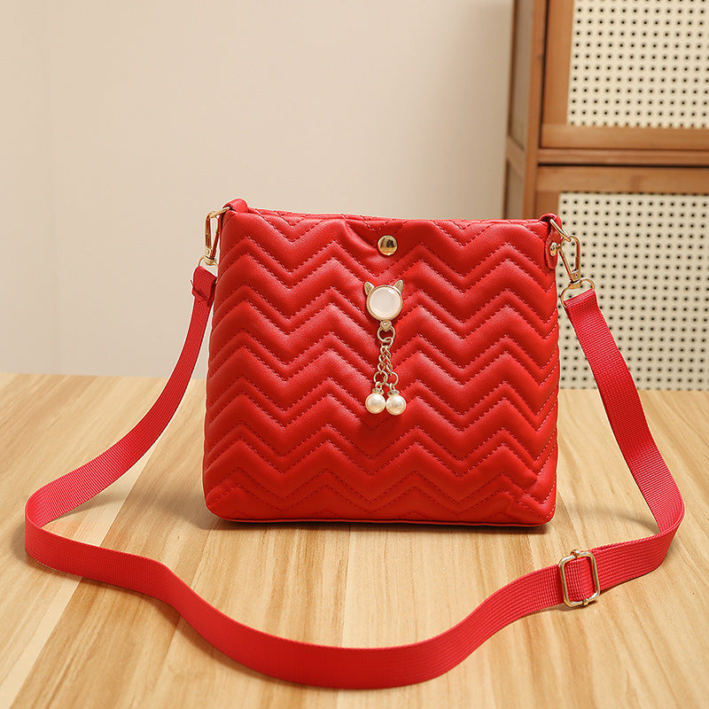 Chic Chevron Quilted Crossbody Bag with Cat Pearl Charm and Magnetic Closure for Daily Fashion