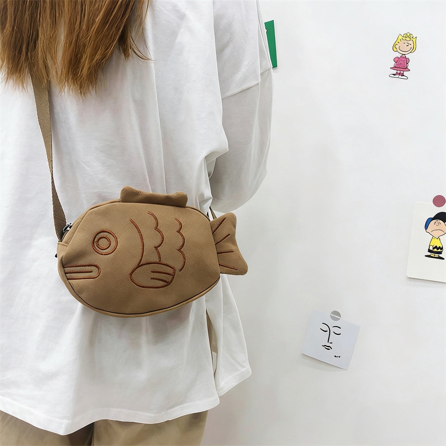 Cute Cartoon Fish Canvas Crossbody Bag with Embroidery Design for Daily Use