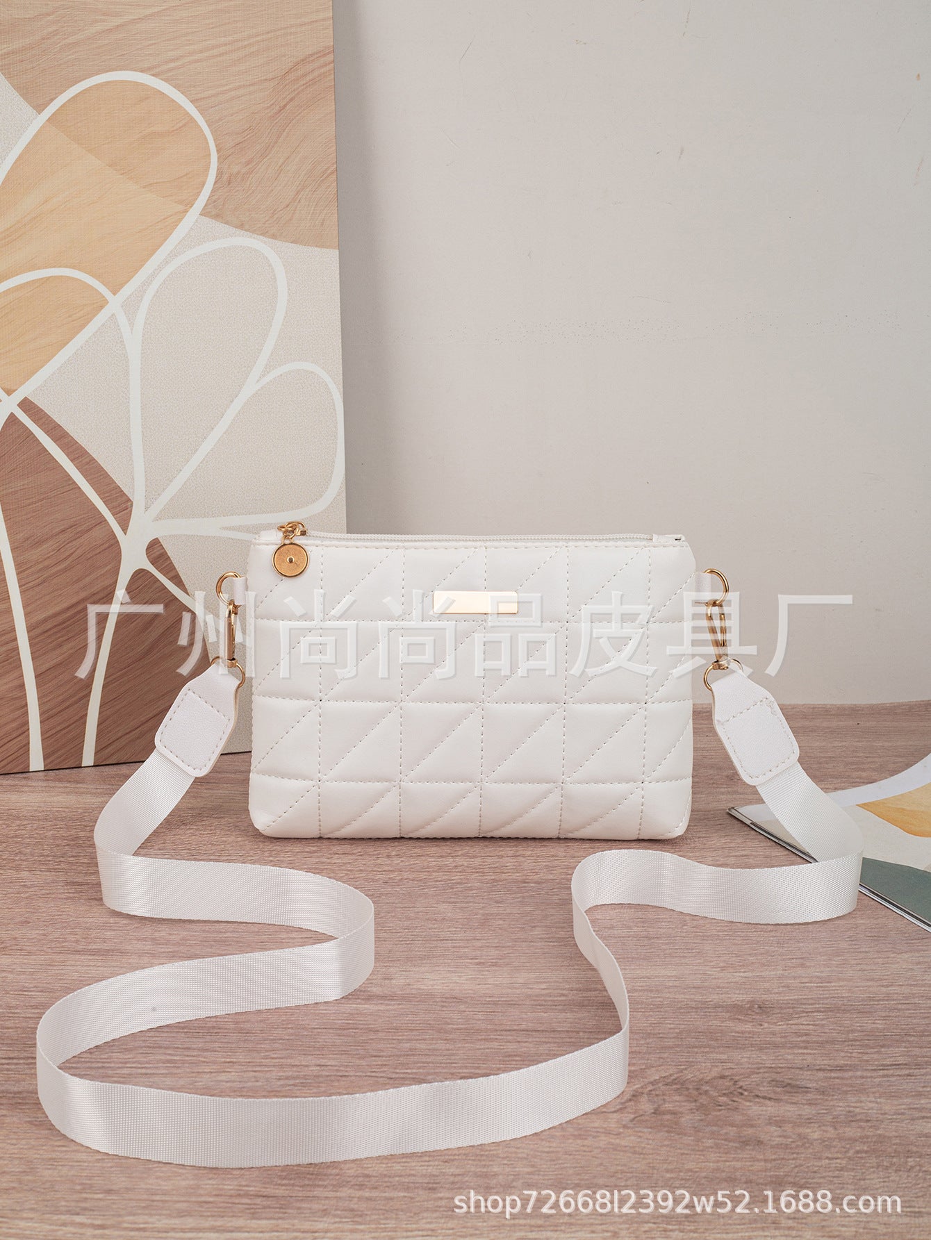 Messenger Bag Women's Urban Simple Refreshing Stylish Coin Clutch Portable Mini Phone Bag
