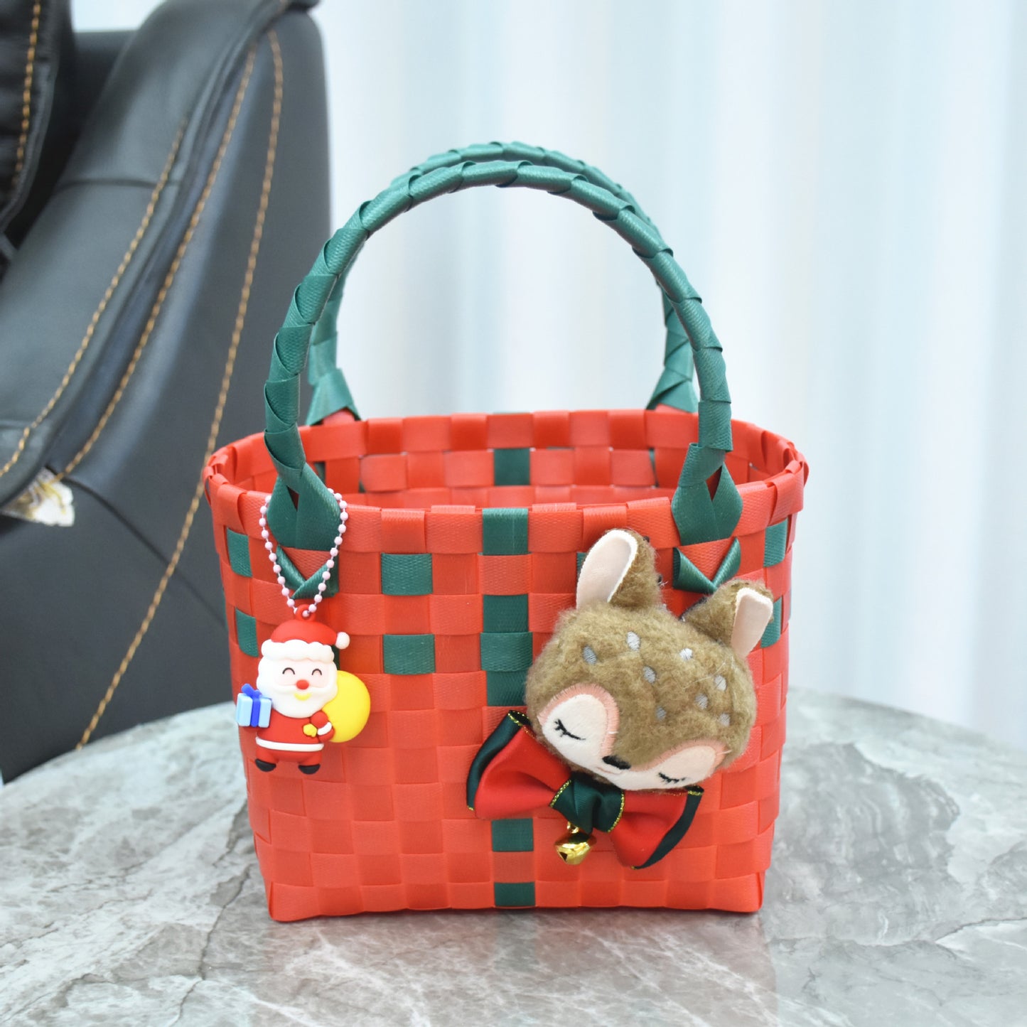 Handwoven Checkerboard Tote Bag for Women, Fashionable Beach & Daily Use, Soft PVC Material with Open Top and Inner Pockets