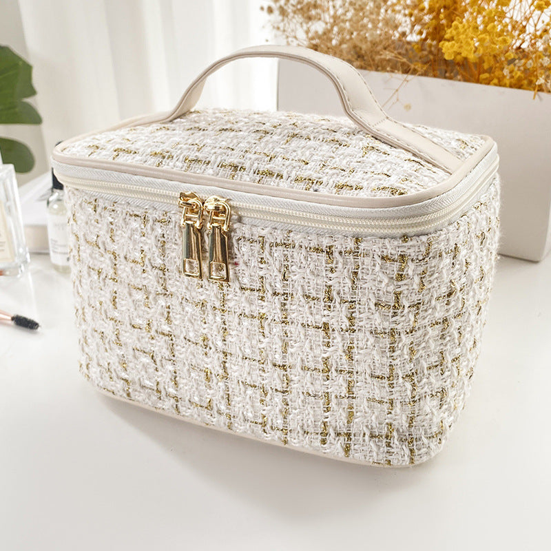 Chic Tweed Cosmetic Bag with Zipper Closure - Large Capacity Portable Makeup Organizer for Travel and Daily Use