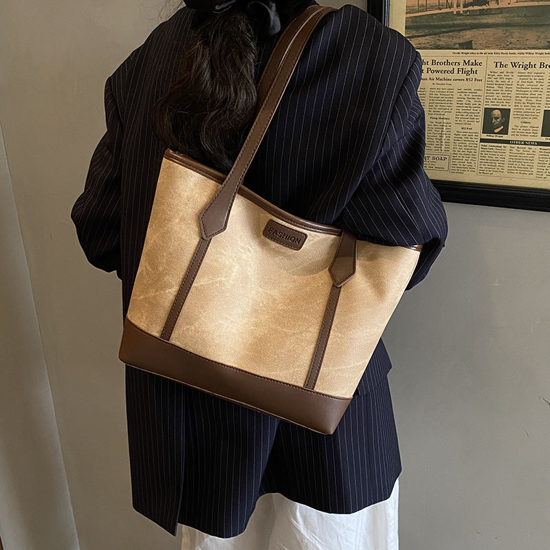 New Good-looking Commuter Bag Women's Western Style Shoulder Bag Fashion Casual Large Capacity Tote Bag