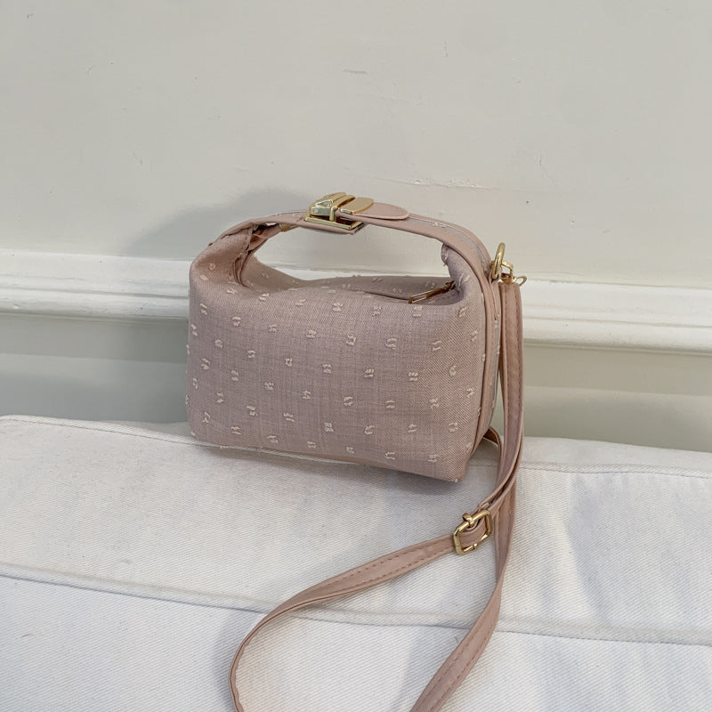 Handbag Women's Beautiful New Summer Simplicity Fashion National Style Light Luxury Temperament Advanced Texture Messenger Bag