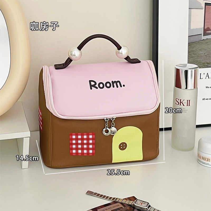 Cute Hello Kitty House-Shaped Makeup Bag with Large Capacity, Waterproof and Organized Compartments for Girls