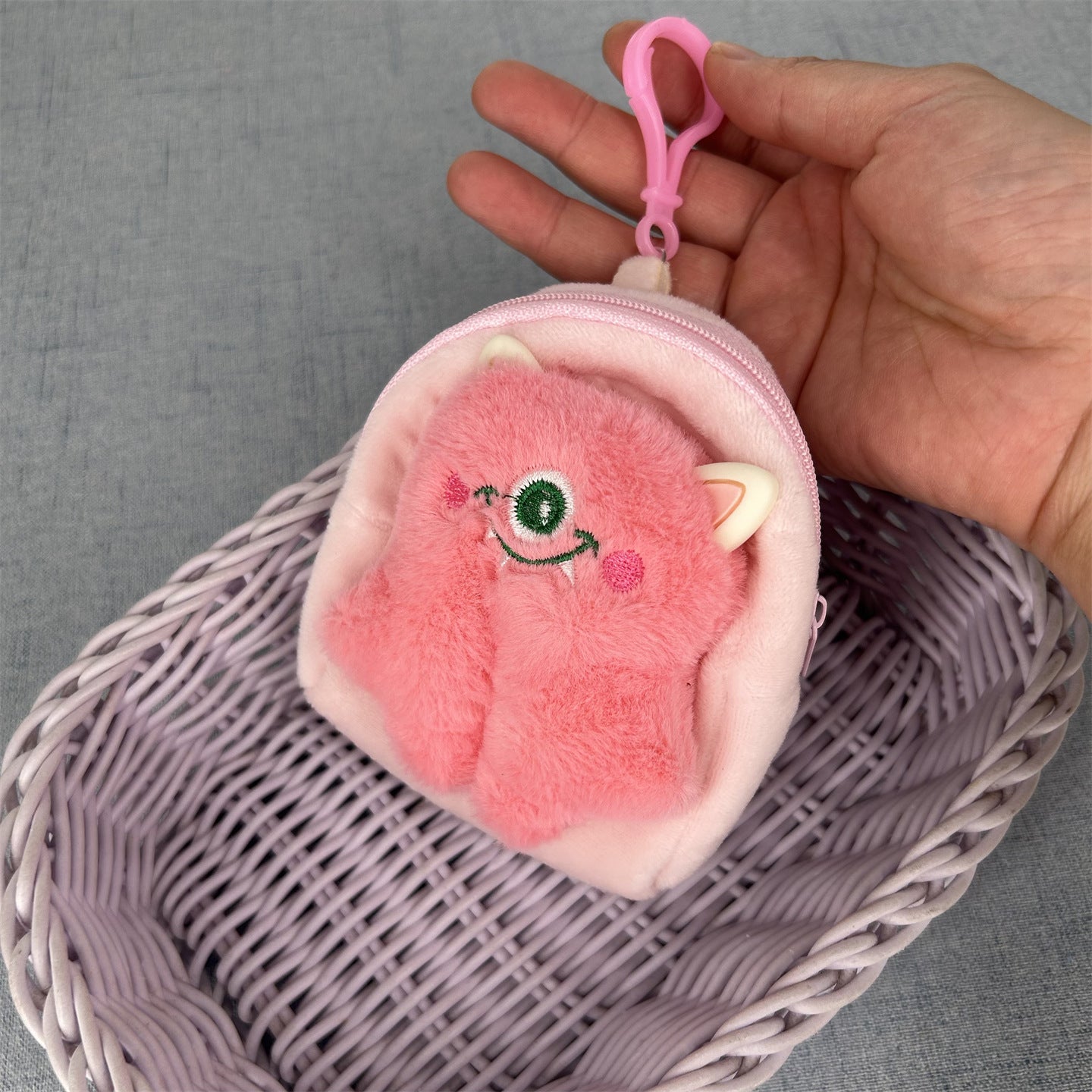 Women's Wallet Cute Plush Animal Face Coin Purse with Zipper Soft and Adorable Mini Storage Bag Daily Carry-on Essential