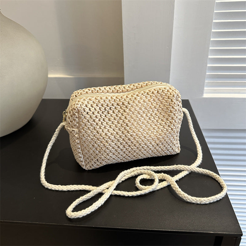 Summer Hand-Woven Bag Women's New Fresh Pastoral Style Crossbody Straw Bag Small Square Bag