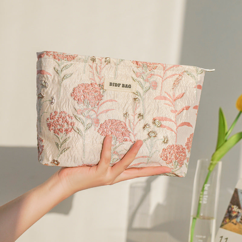 Cream Style Embroidered Flower Women's Cosmetic Bag Large Capacity Zipper Design Daily Portable Hand Buggy Bag