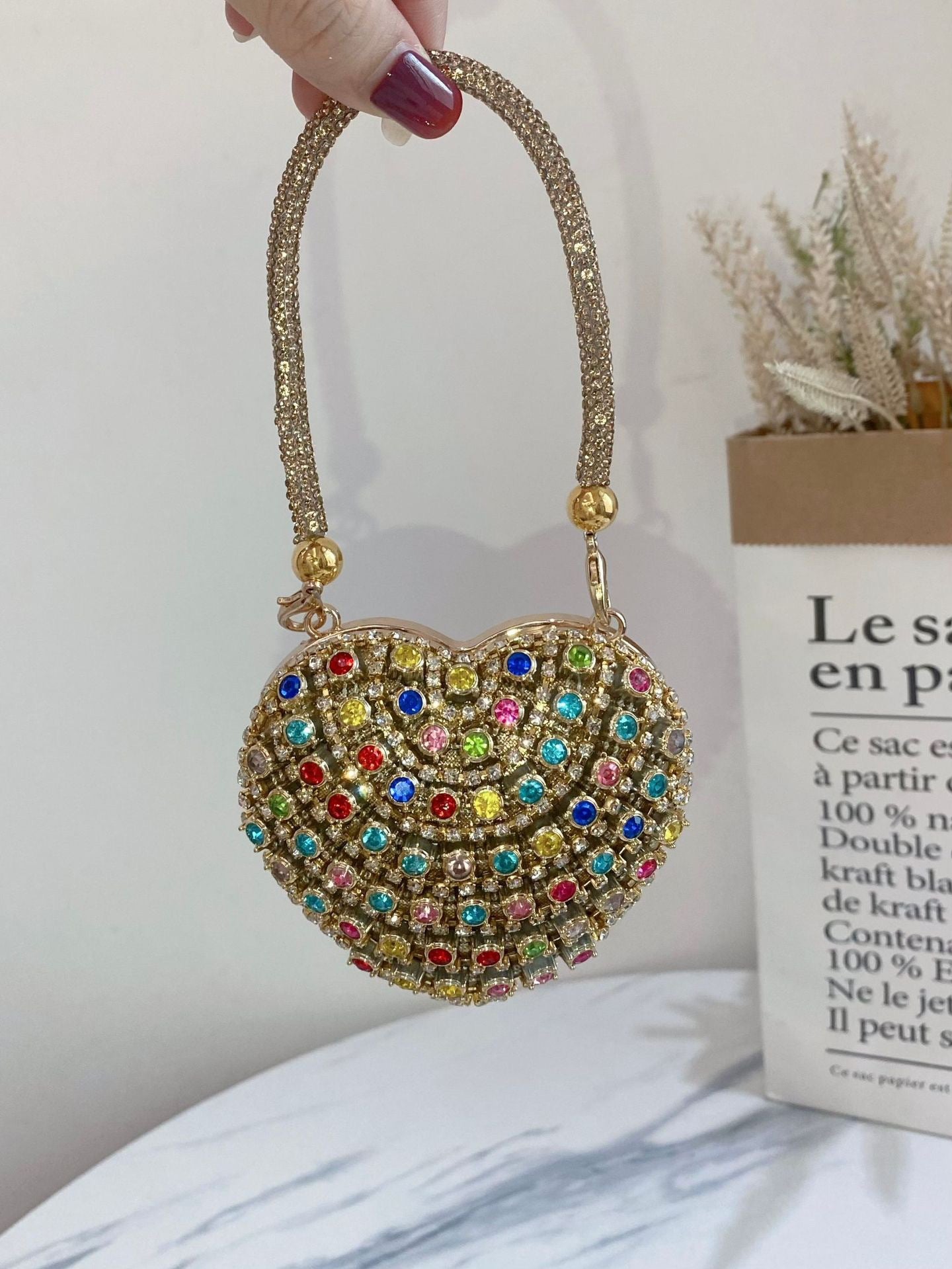 2025 New European Fashion Mini Heart-Shaped Crystal Clutch Bag with Chain Strap for Evening Party and Daily Use