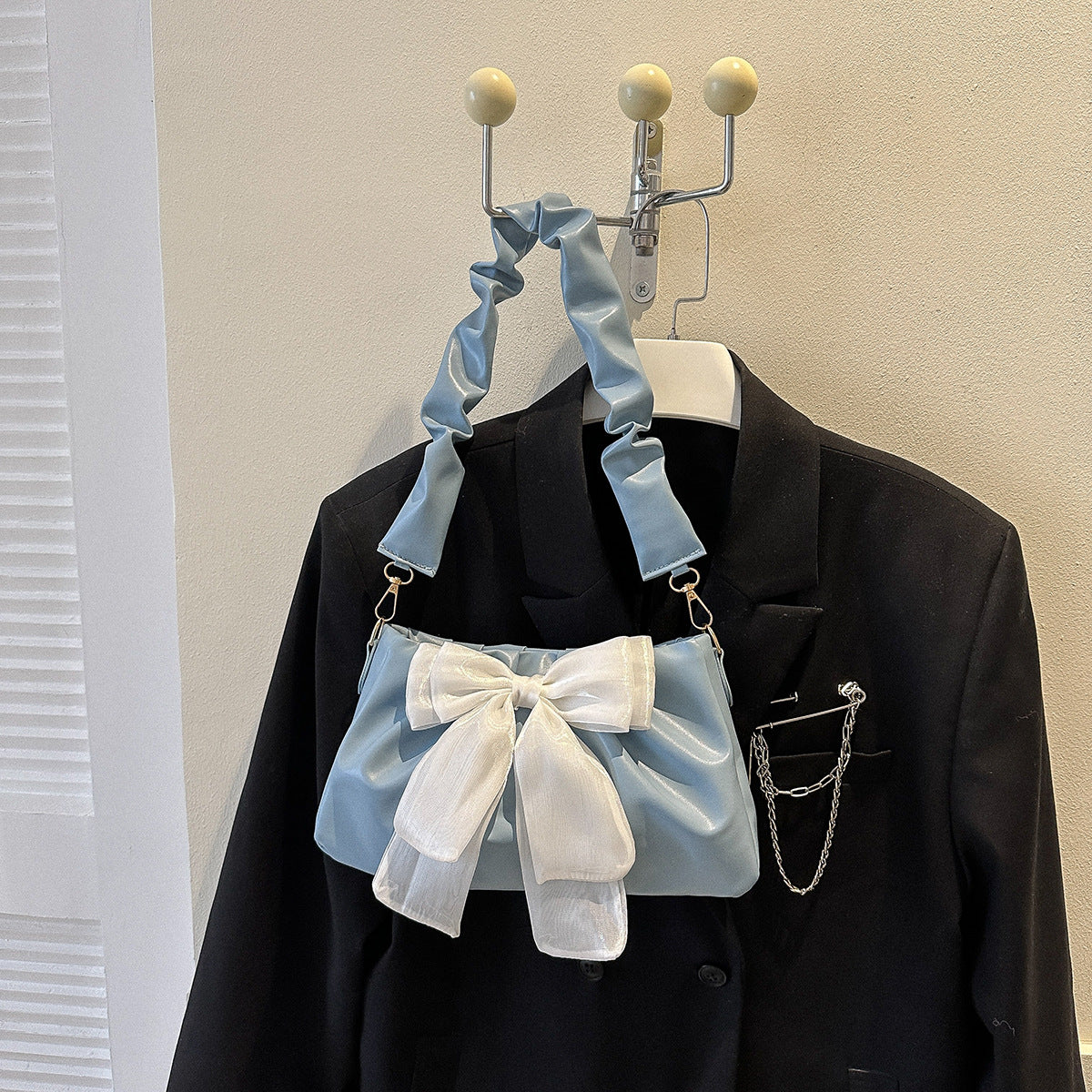 This Year's Popular Small Bag Women's New Fashion Casual Chain Crossbody Cute Bow Shoulder Underarm Bag