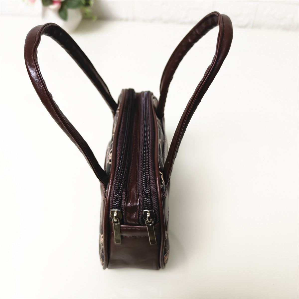 Elegant Mini Handbag for Women with Floral Pattern and PU Material, Perfect for Daily Use and Shopping