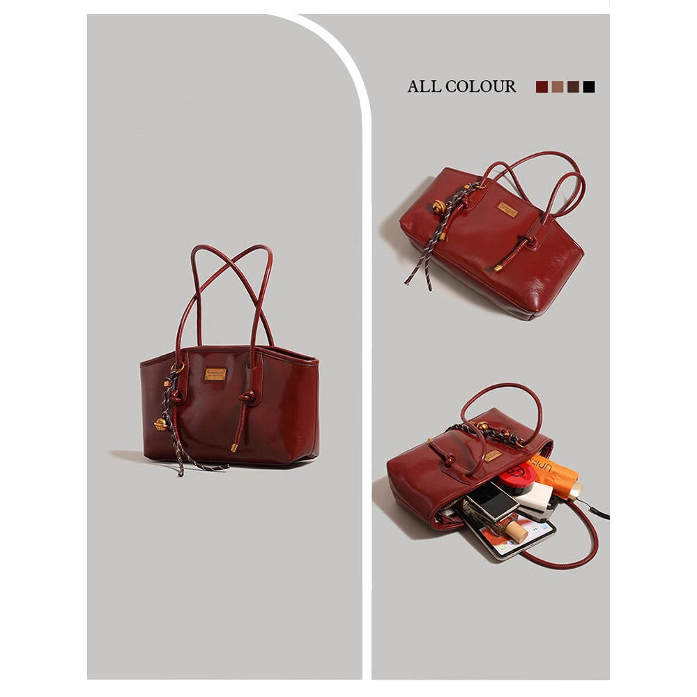 Elegant Red Wedding Tote Bag for Women with Chain Detail and Large Capacity, Perfect for Bridal Events and Daily Use