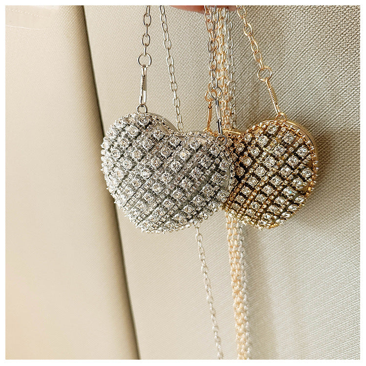 Elegant Heart-Shaped Crystal Clutch Bag with Chain Strap for Evening Parties and Special Occasions